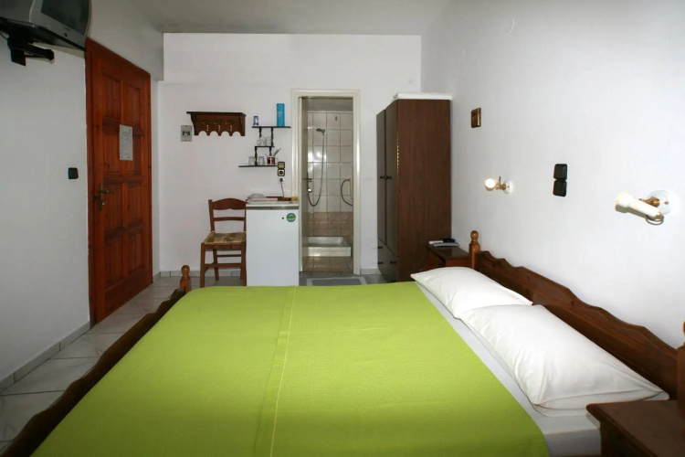 Kapetanos Rooms