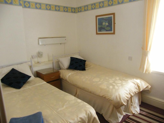 Standard Twin room