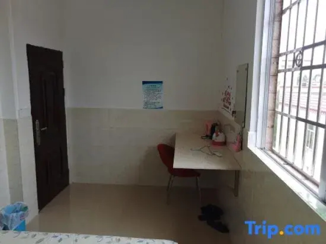 Jujiaodian Apartment