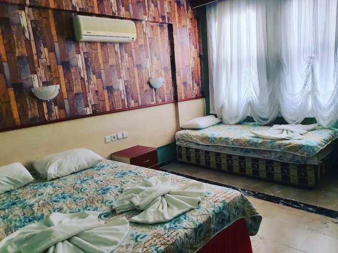 Silver Pine Hotel
