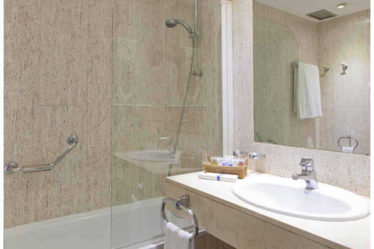 Espahotel Plaza Espana photo 18