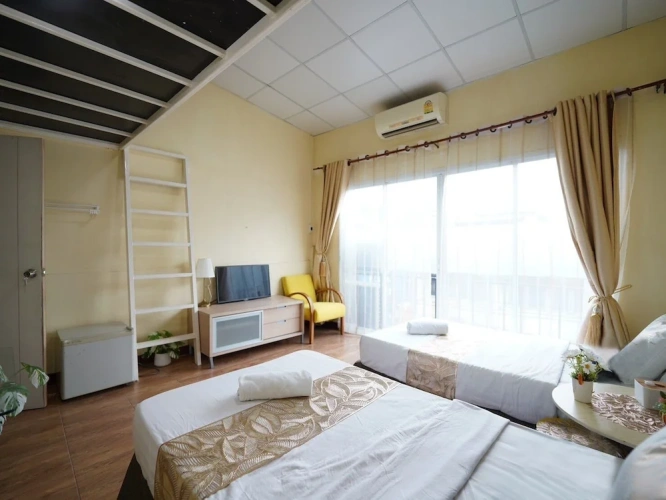 Superior Triple room