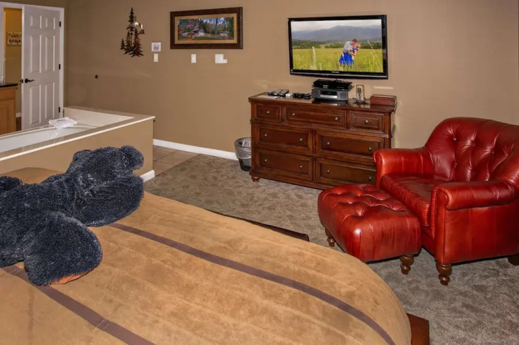 Whispering Pines 552