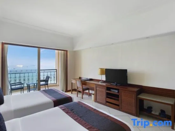 Standard Twin room with sea view