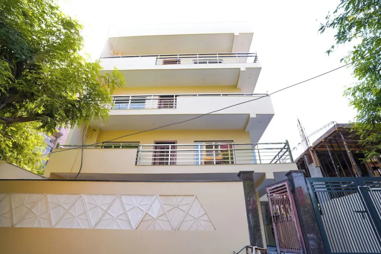 Hotel Ashirwad Noida - Faridabad