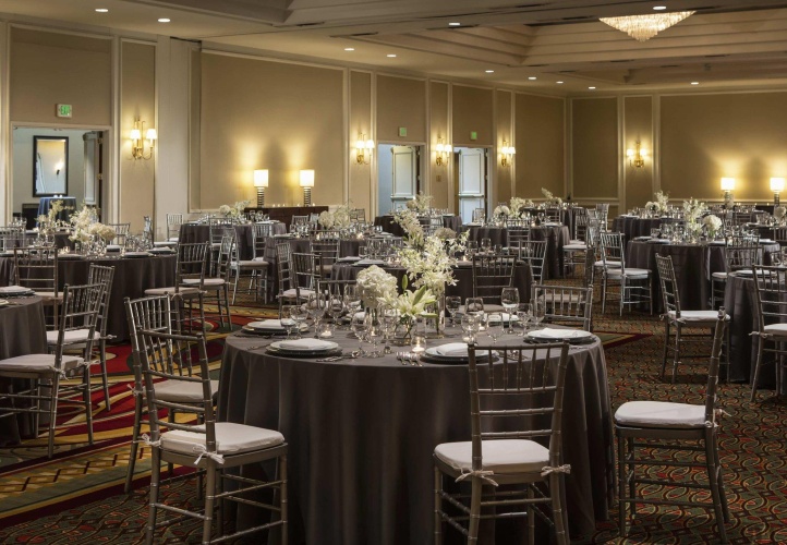Renaissance Denver Stapleton Hotel photo 23