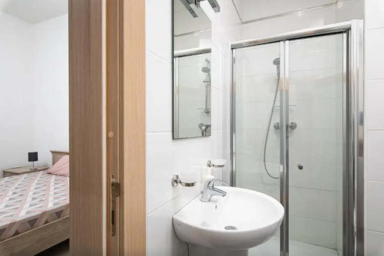 Modern 2 Bedroom Apartment (Msida)