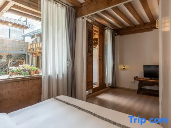 Standard Double room with garden view
