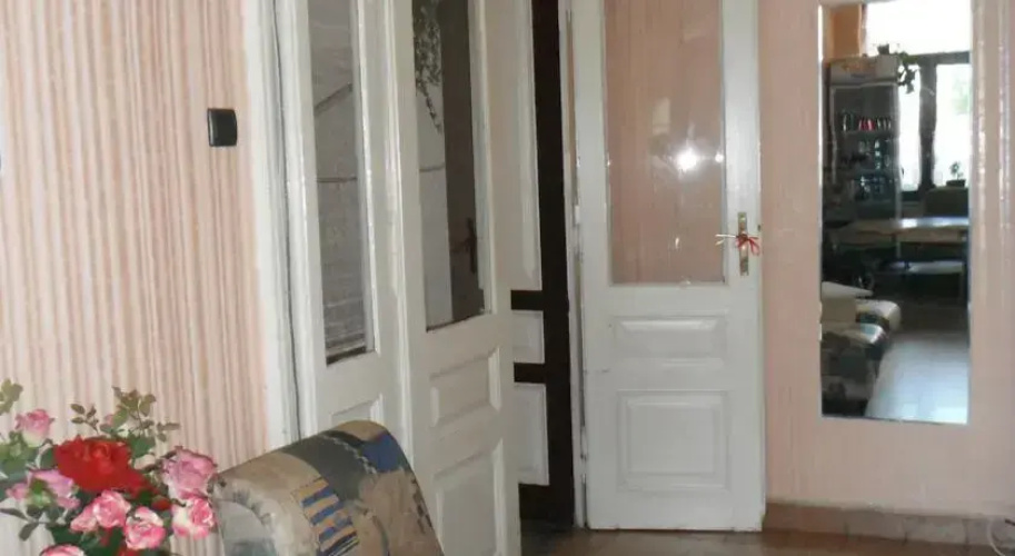 Shans 3 Guest Rooms
