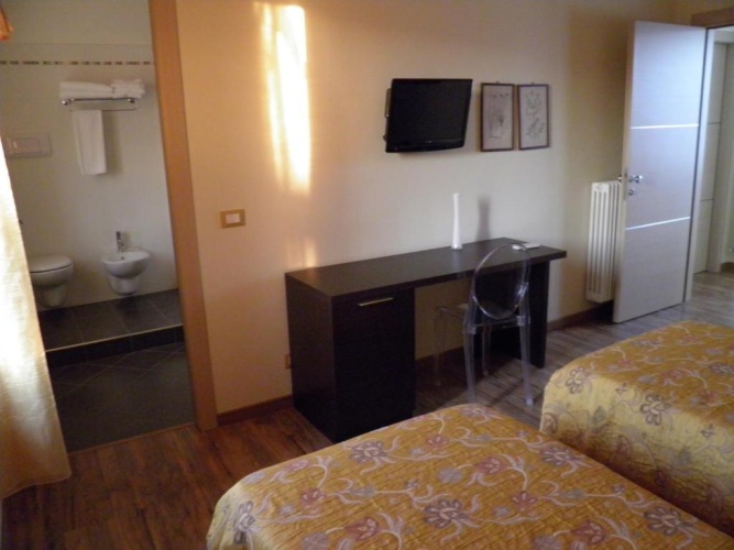 Economy Double room with view