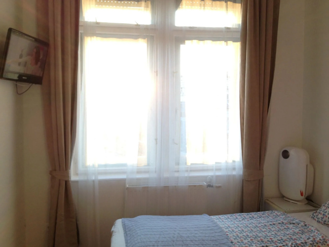 Europa Centerpoint Guesthouse