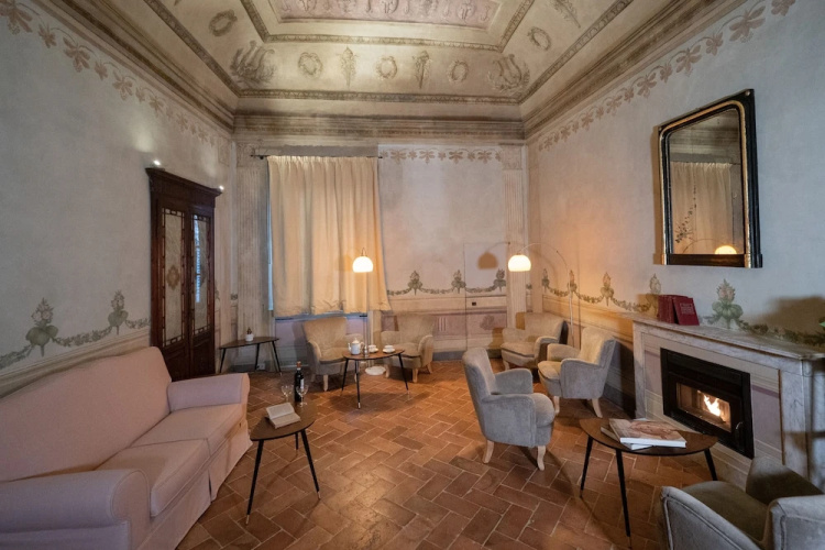 Delcorto Suites