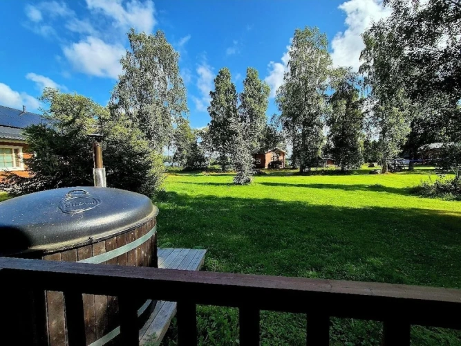 Villa with partial sea view