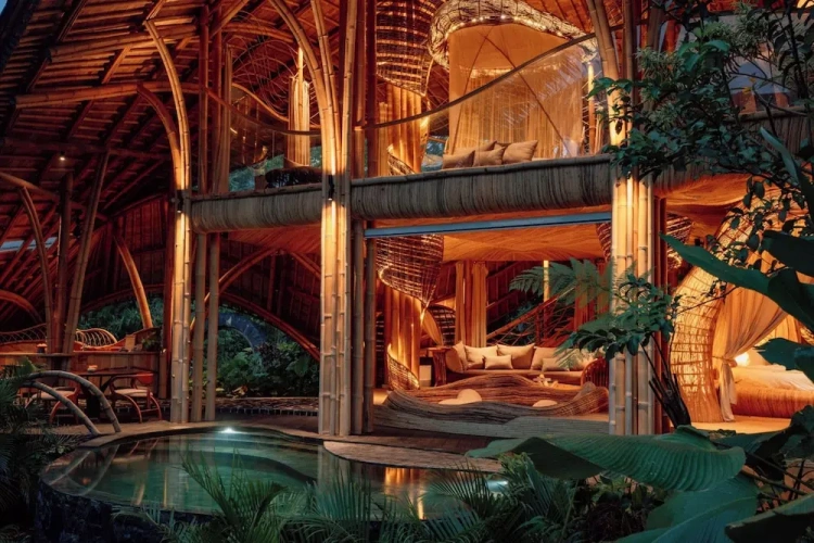 Hideout Flow House