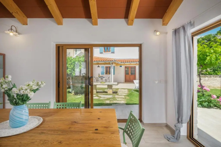Casa Vita Holiday Home