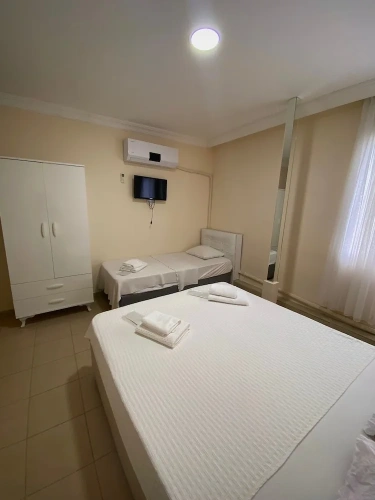 Standard Triple room with balcony