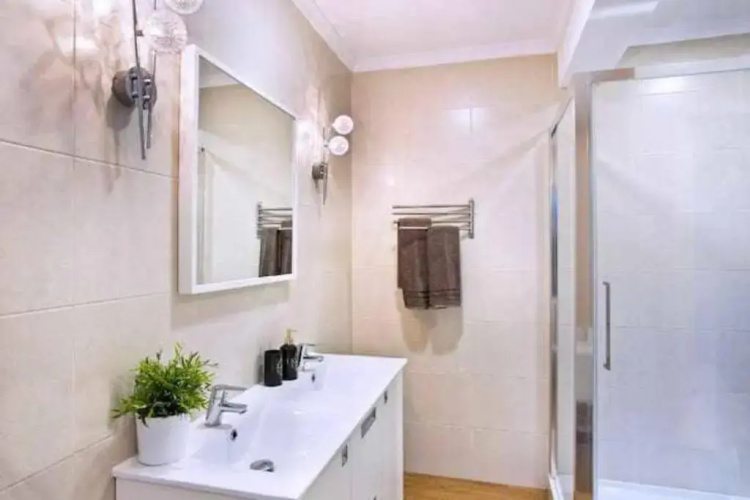 BEST LOCATION apartment in MARBELLA. BEACHFRONT!!