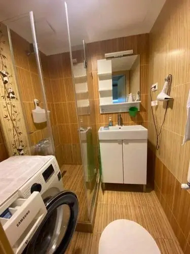 Tóparti Wellness Apartman