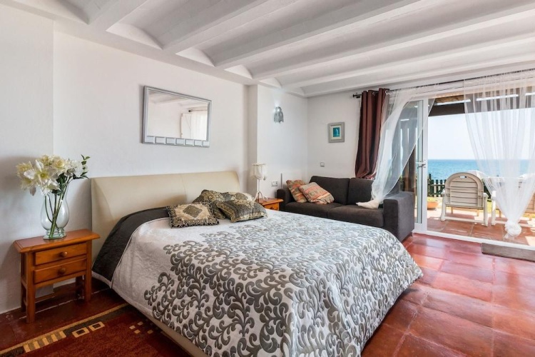 Beach Villa Dorada