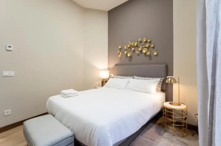 De La Guardia Suite 1