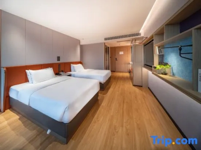 Deluxe Twin room with river view