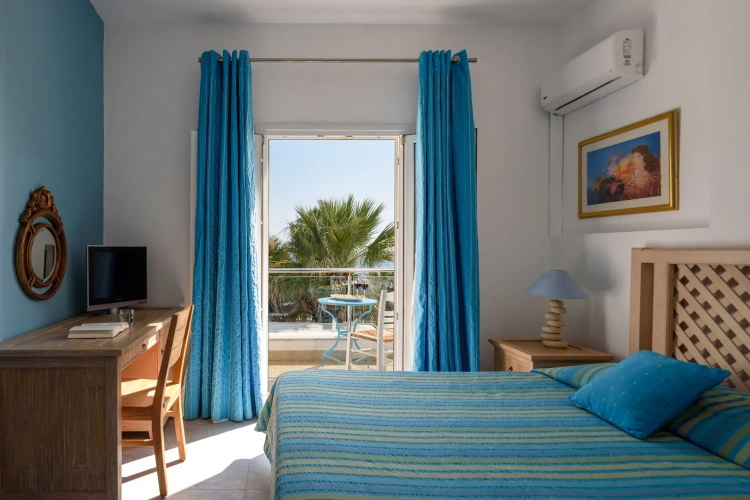 Superior Twin room with sea view