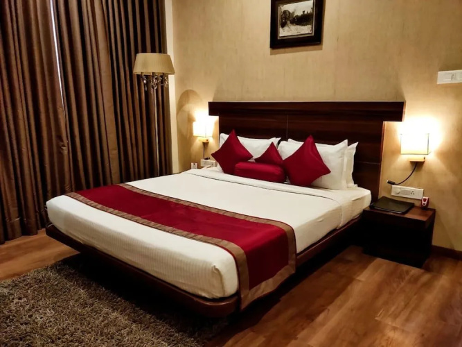 Sapna Clarks Inn