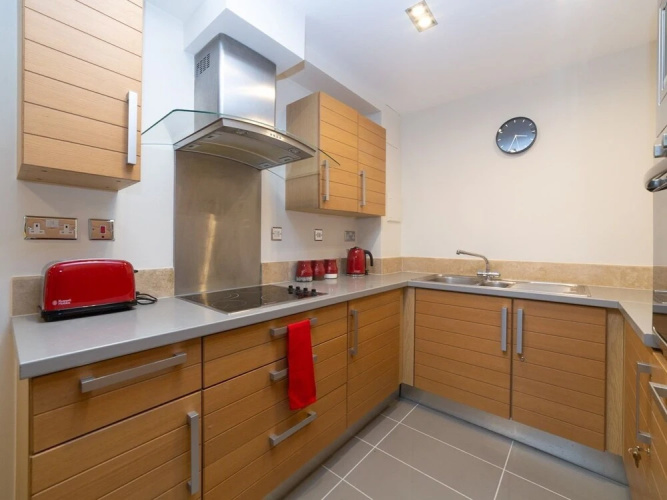 Royal Limehouse Apartment