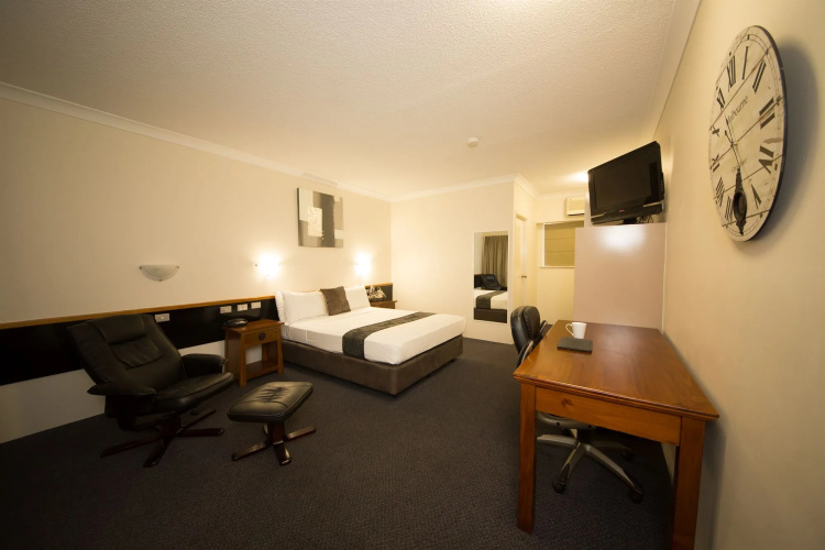 Maraboon Motor Inn