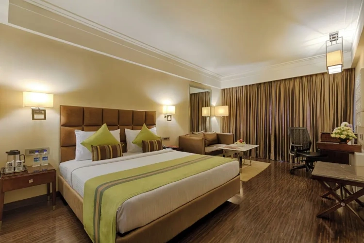 Deluxe Quadruple Club room