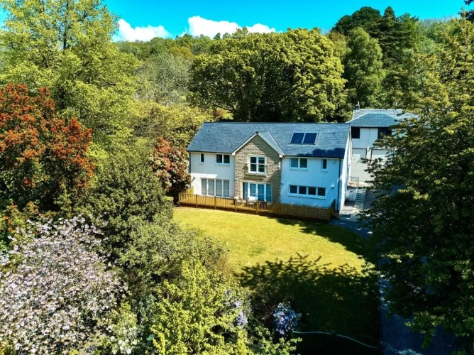Double Cottage