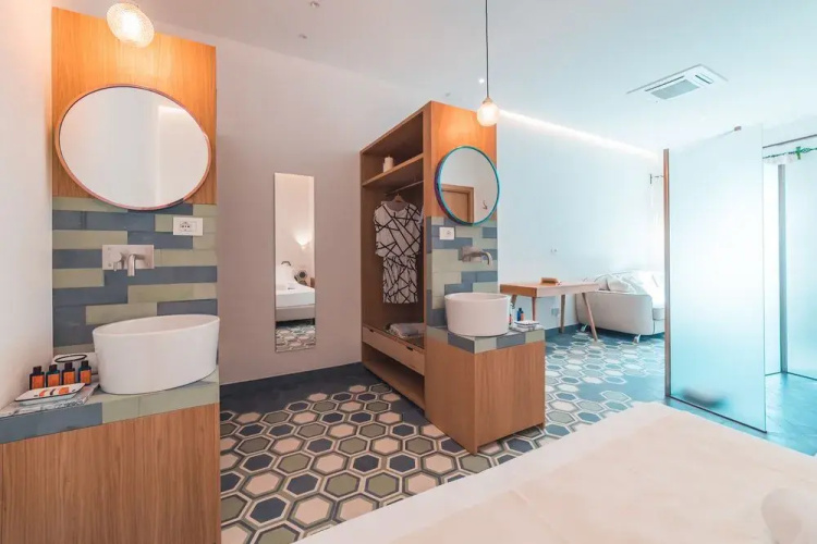 Medousa Suites