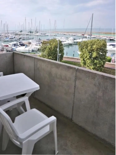 2 Bedrooms Apartment with balcony and with ocean view