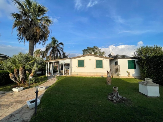 3 Bedrooms Cottage
