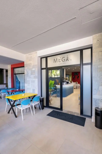 Mega Hostel - Saranda