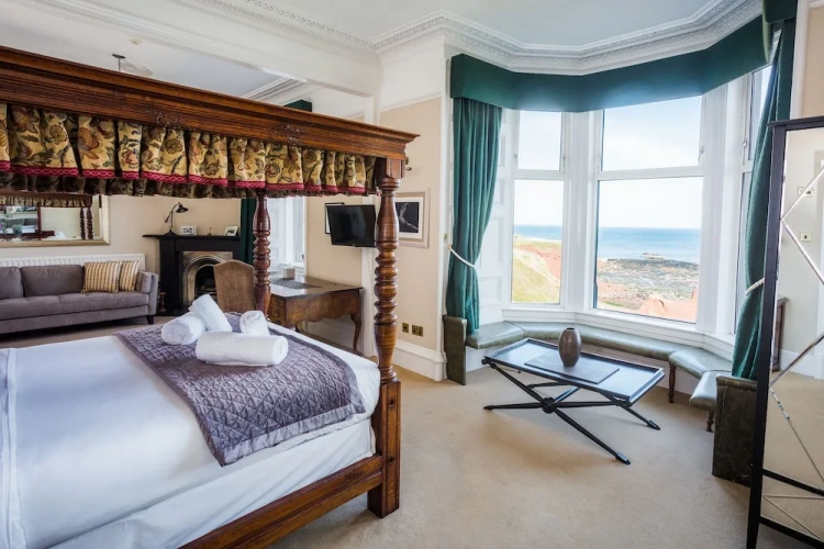 Deluxe Suite with sea view