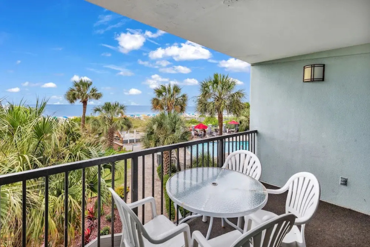 2BR Ocean View Condo w Private Balcony