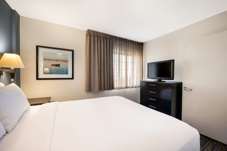 Sonesta Simply Suites Boston Burlington photo 6