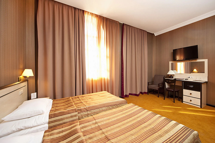 Kopala Rikhe Hotel
