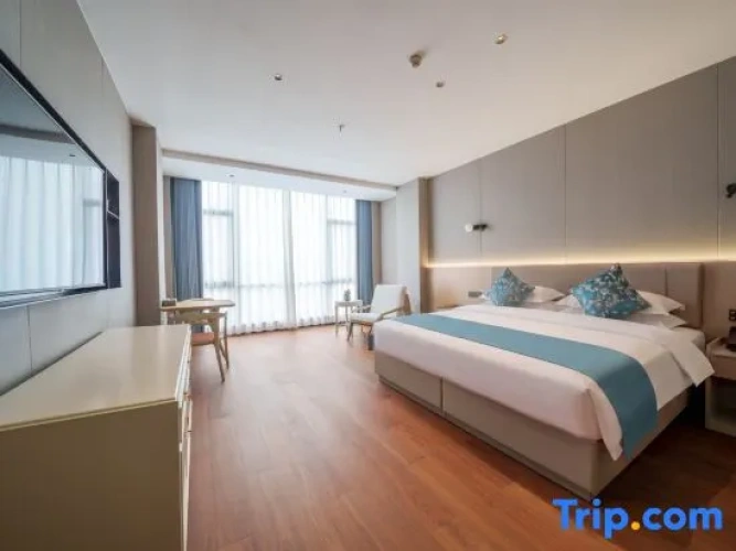 Standard Double room with lake view