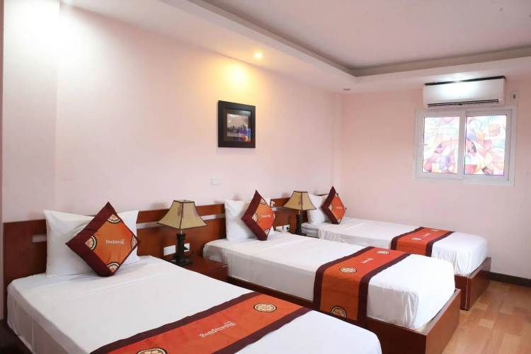 Rendez Vous Hotel