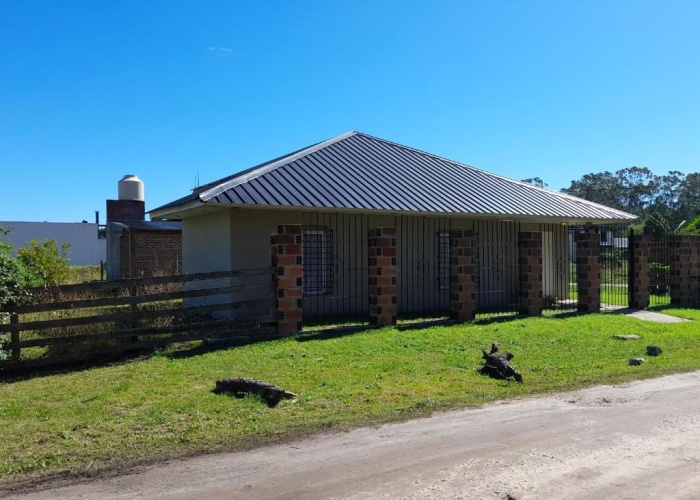 2 Bedrooms Cottage