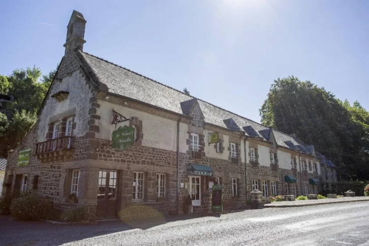 Le Vieux Moulin