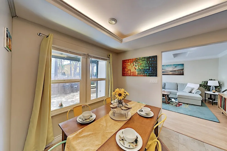 7085thav 2 Bedroom Home