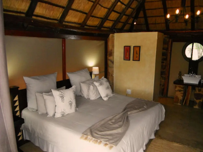 Mangwa Valley Game Lodge