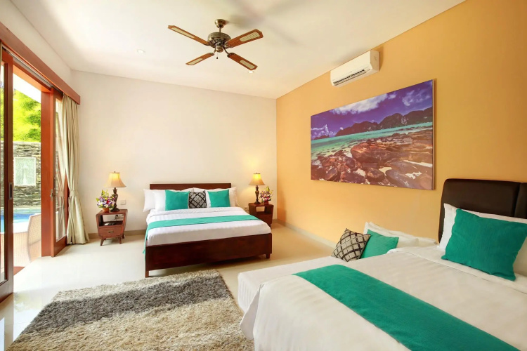 Lucia Villa Seminyak Beachside