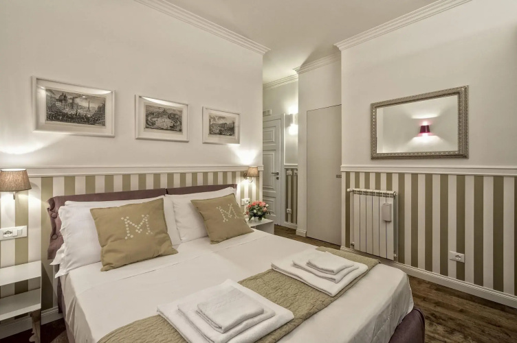 Magenta Luxury Sant'Anna