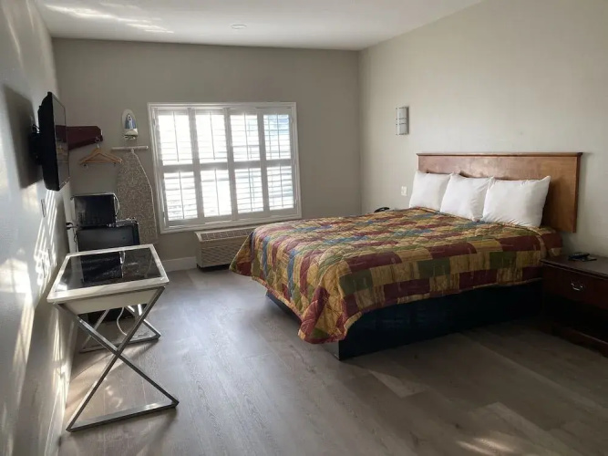 GuestHouse Pico Rivera Downey
