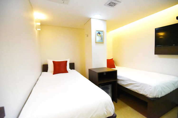 57 Myeongdong Hostel