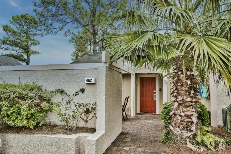 2 Bedrooms Cottage